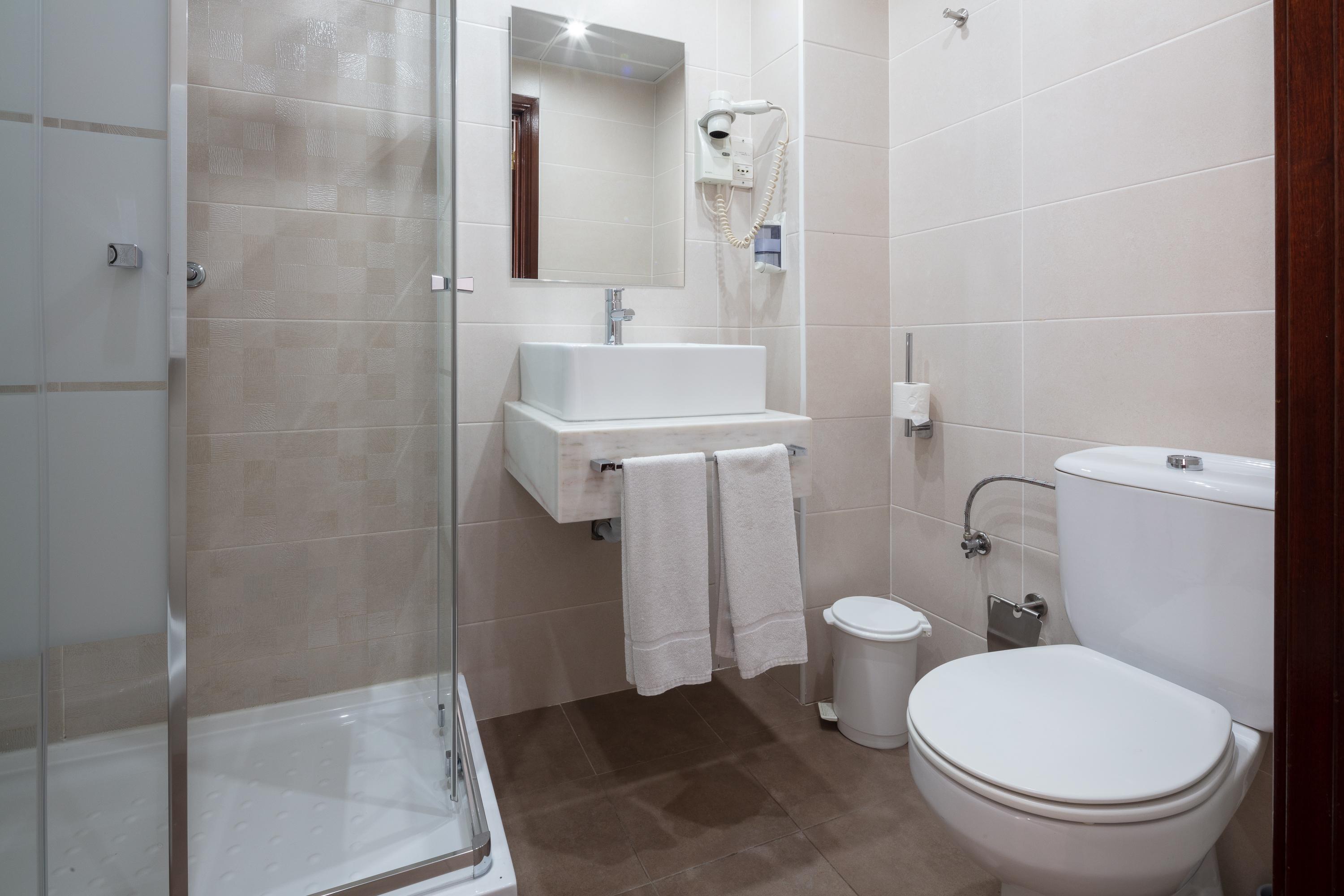 Hotel Anjos Lisbon Bagian luar foto