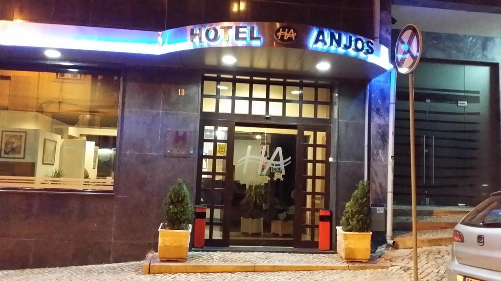 Hotel Anjos Lisbon Bagian luar foto