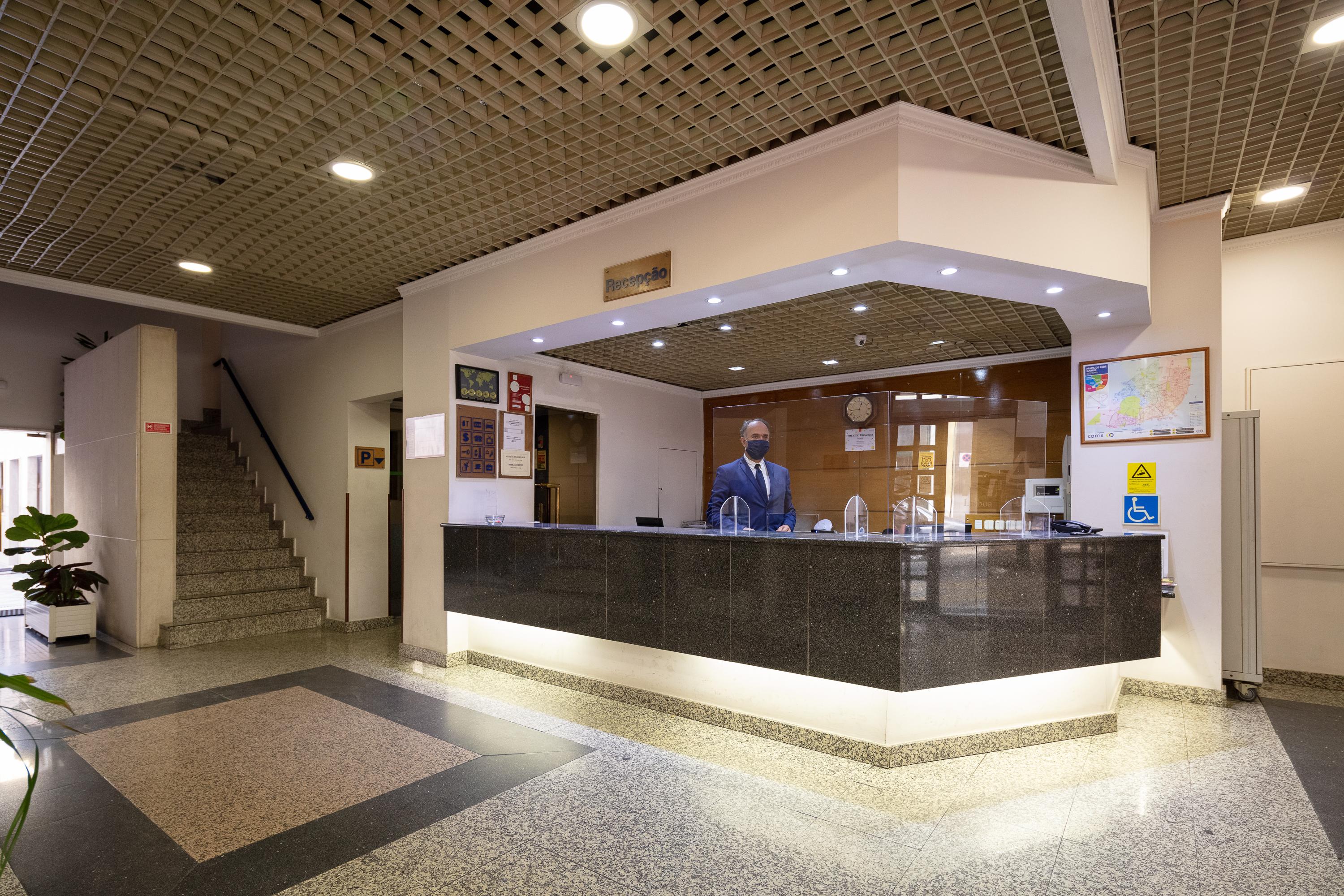 Hotel Anjos Lisbon Bagian luar foto