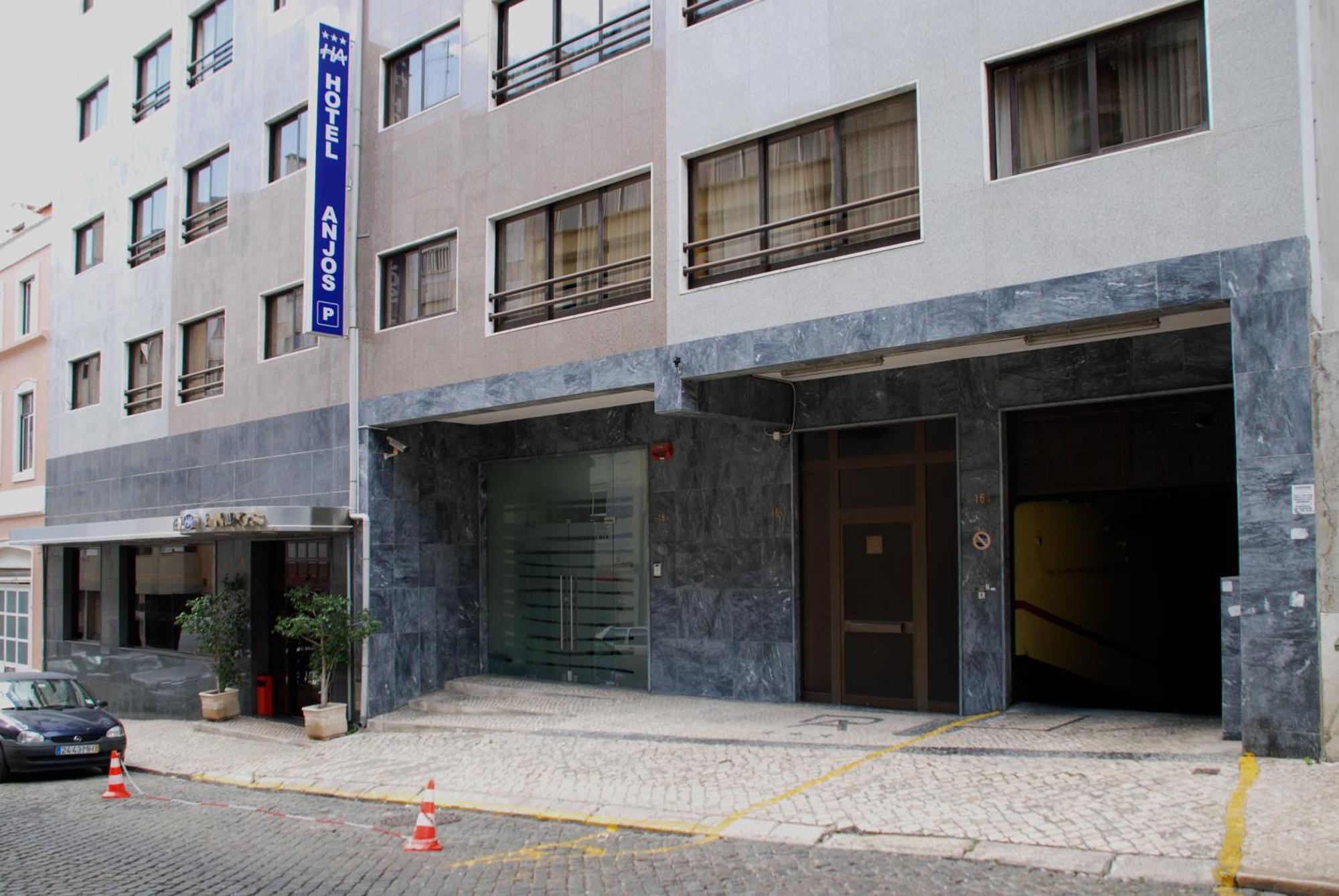 Hotel Anjos Lisbon Bagian luar foto