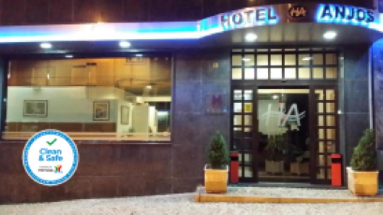 Hotel Anjos Lisbon Bagian luar foto